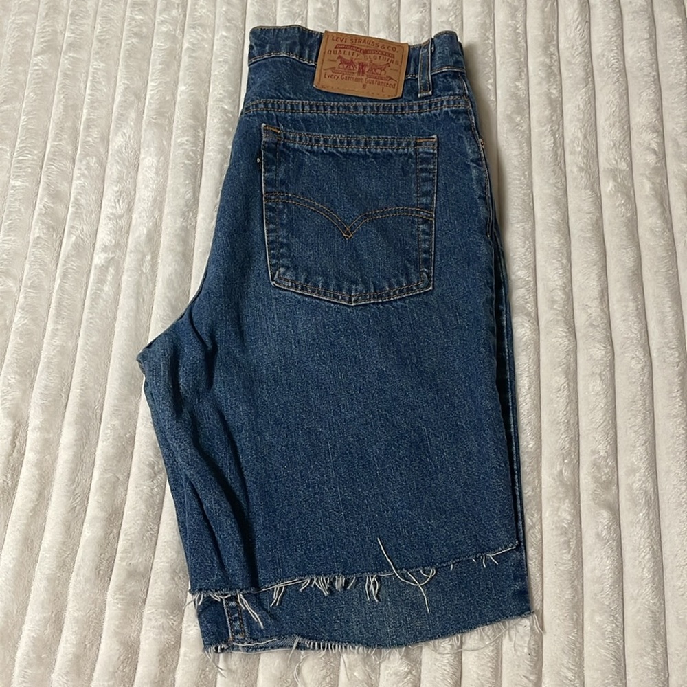 Levis Vintage Black Tab Shorts | Size 31-32? - Picture 10 of 10